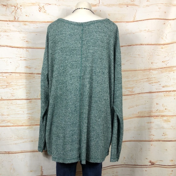 B2 - Wild Fable Green V-Neck Sweater - S - Picture 5 of 6